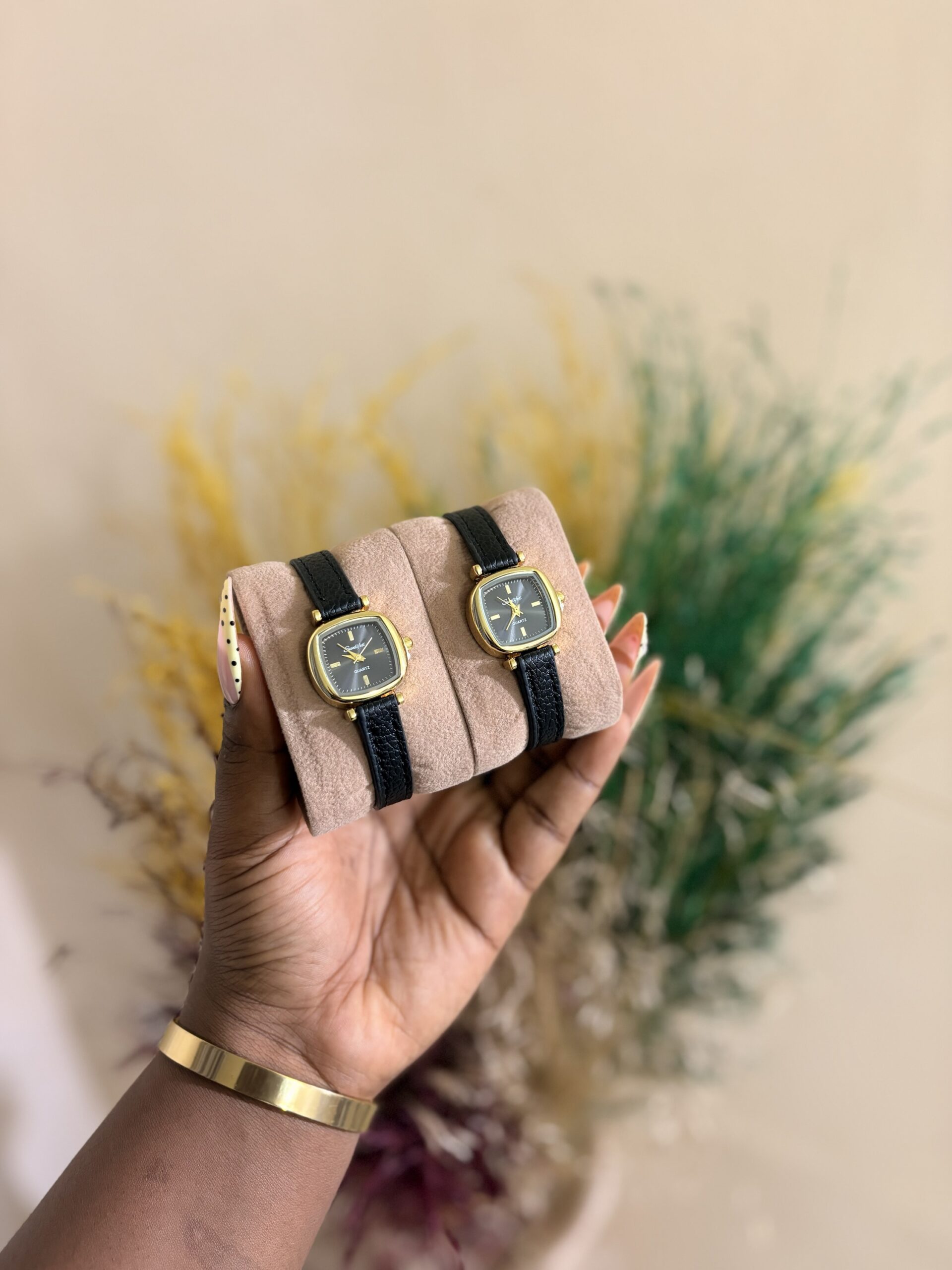 SFX RETRO LEATHER WATCH