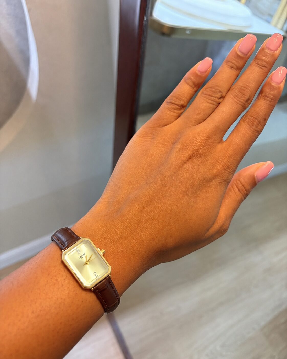 TISSOT SRV FEMALE WATCH